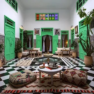 Rose Meryam Riad Marrakesh